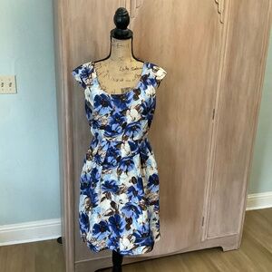 Banana Republic 100% Silk floral party dress blue white purple retro 50s 8 P